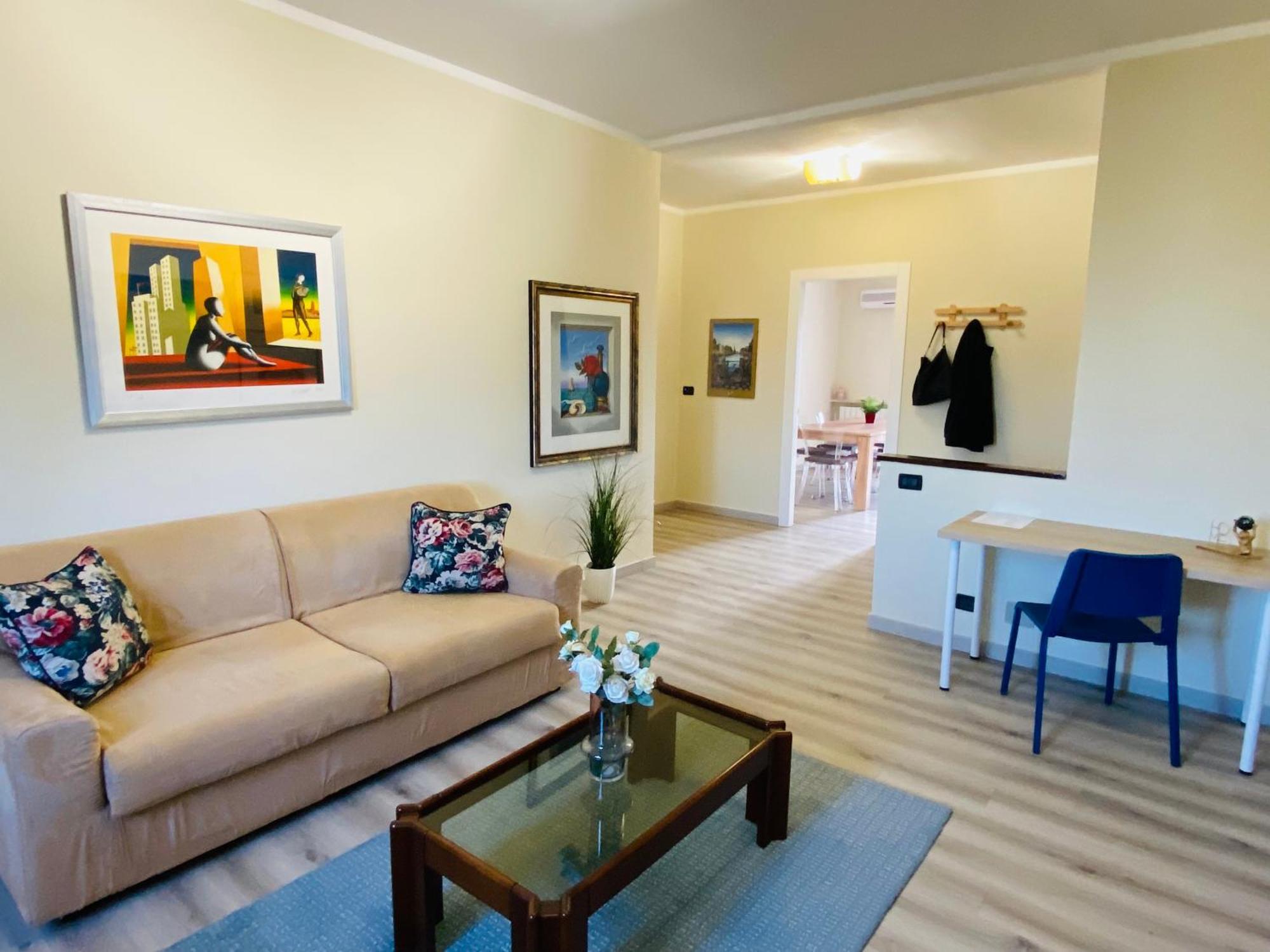Elegante Appartamento Tre Amis - Doppio Garage & Free Wifi - Ac Centallo Экстерьер фото