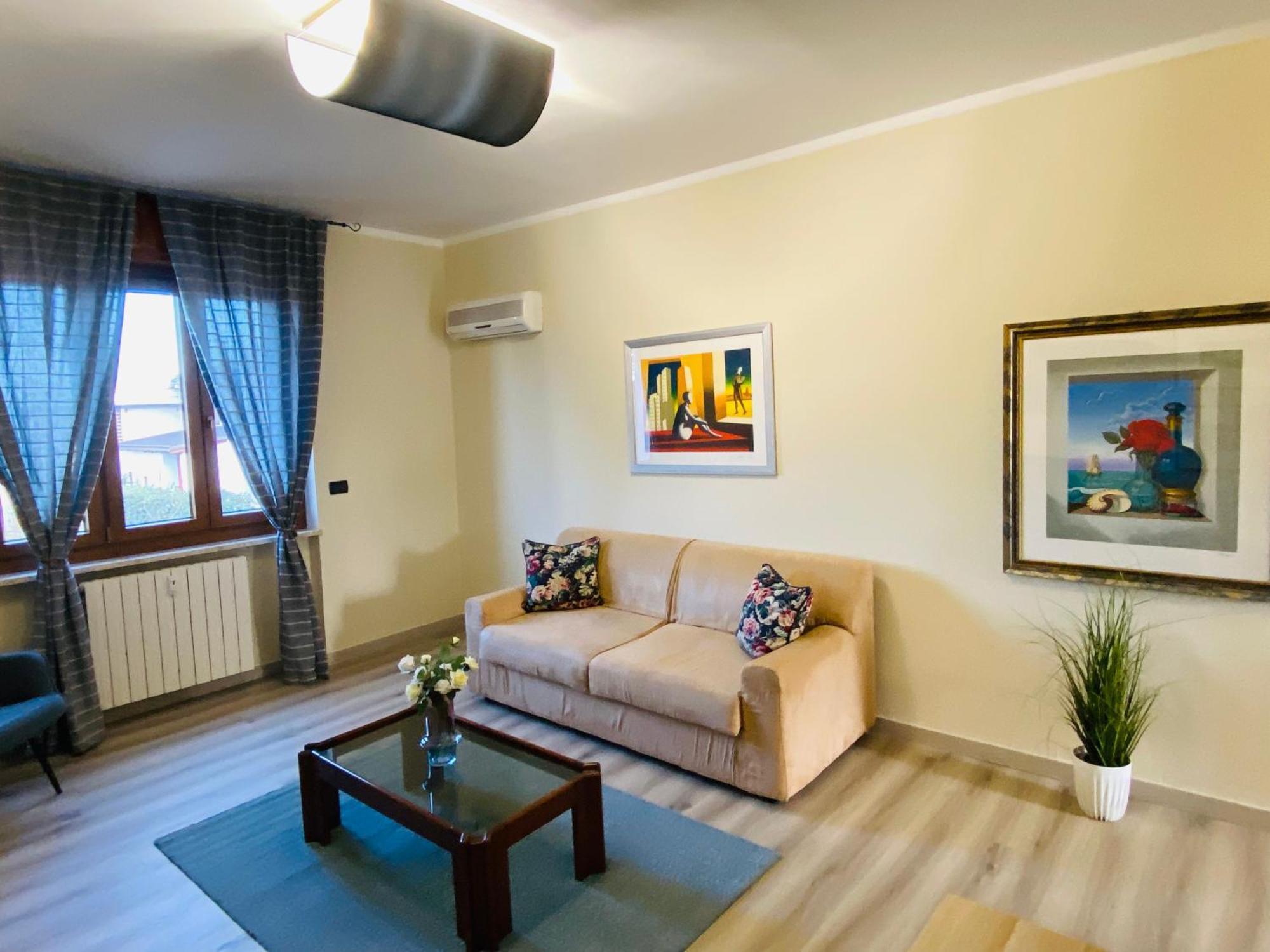 Elegante Appartamento Tre Amis - Doppio Garage & Free Wifi - Ac Centallo Экстерьер фото