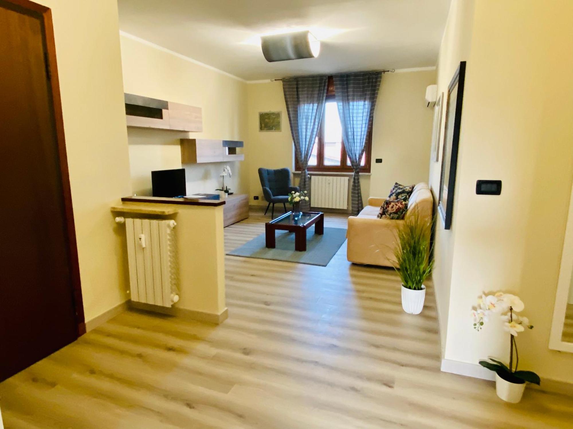 Elegante Appartamento Tre Amis - Doppio Garage & Free Wifi - Ac Centallo Экстерьер фото
